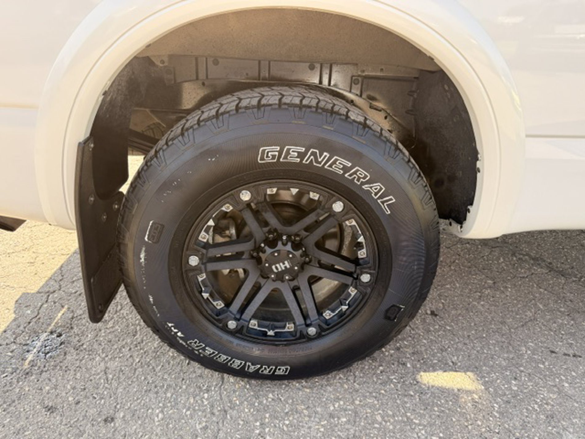 Used 2018 Nissan Titan PRO-4X 4x4 King Cab PRO-4X at Haas Nissan for sale in Yorkton