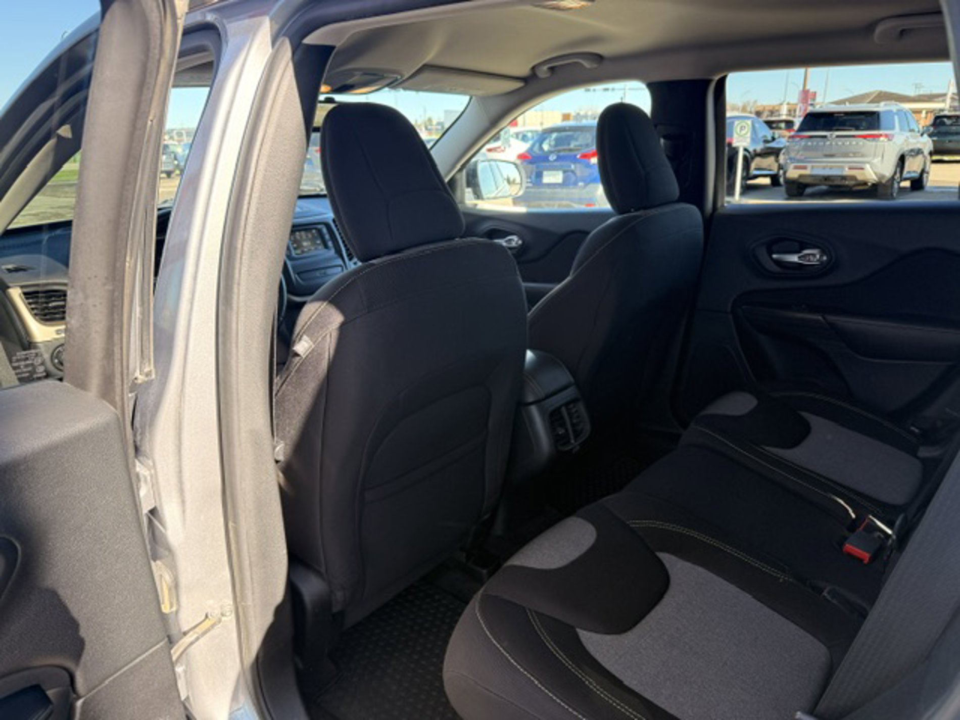 Used 2016 Jeep Cherokee Altitude 4WD 4dr Altitude *Ltd Avail* at Haas Nissan for sale in Yorkton