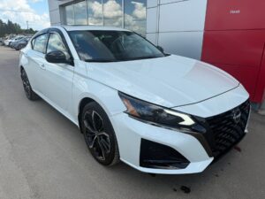 Used 2023 Nissan Altima SR SR AWD at Haas Nissan for sale in Yorkton
