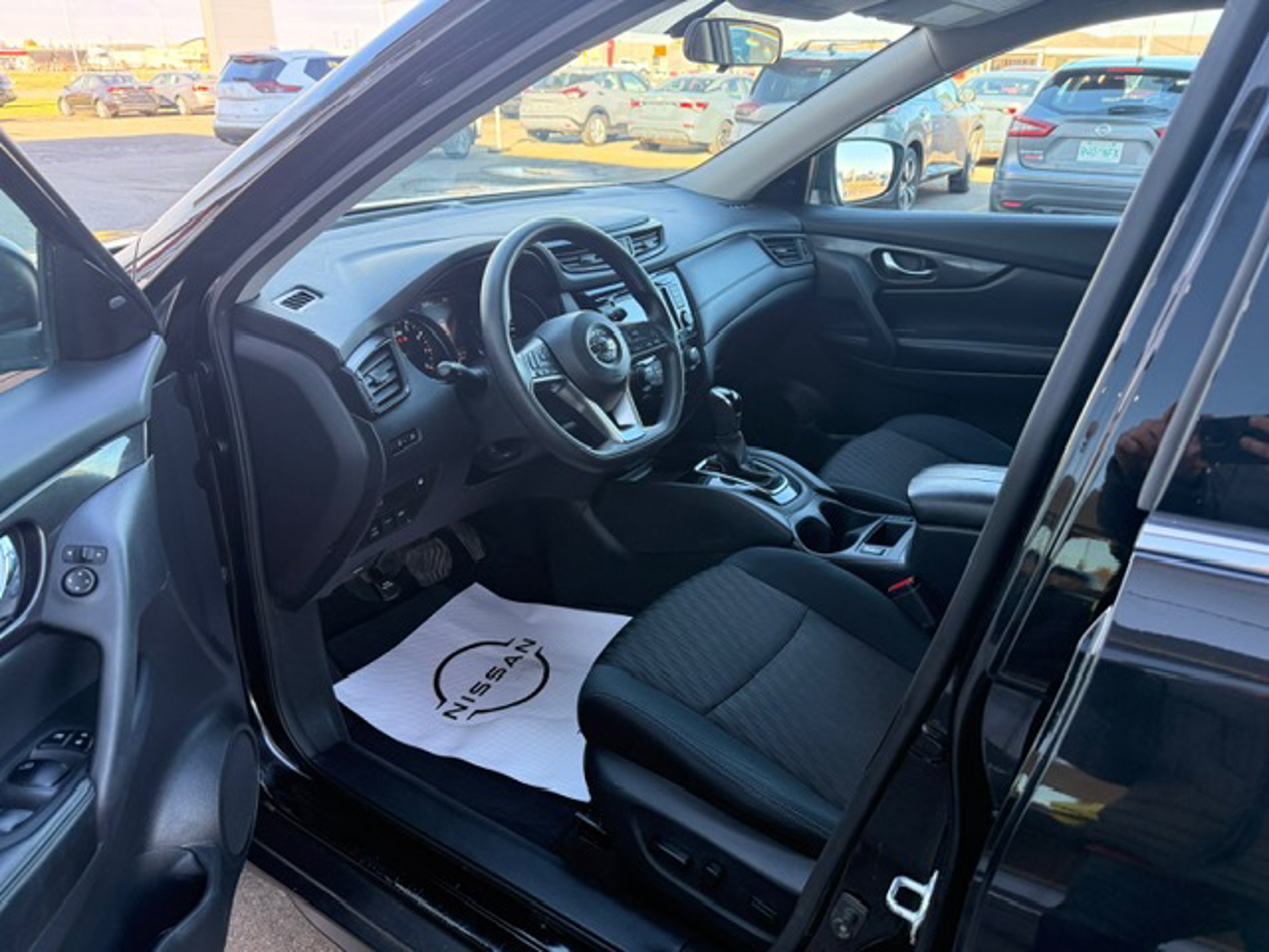 Used 2018 Nissan Rogue SV AWD SV at Haas Nissan for sale in Yorkton